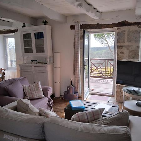 Travers de Pechméjà Lissac et Mouret Esterno foto