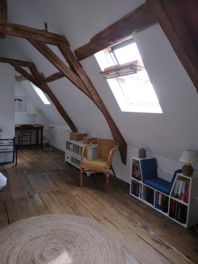Travers de Pechméjà Lissac et Mouret Esterno foto