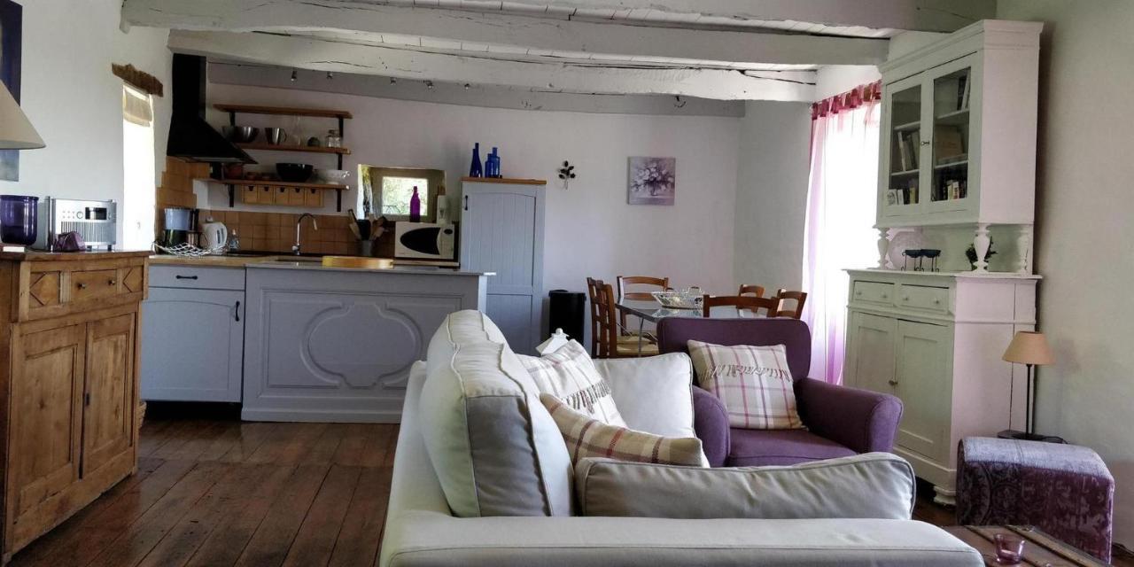 Travers de Pechméjà Lissac et Mouret Esterno foto