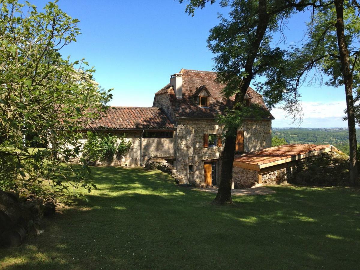 Travers de Pechméjà Lissac et Mouret Esterno foto