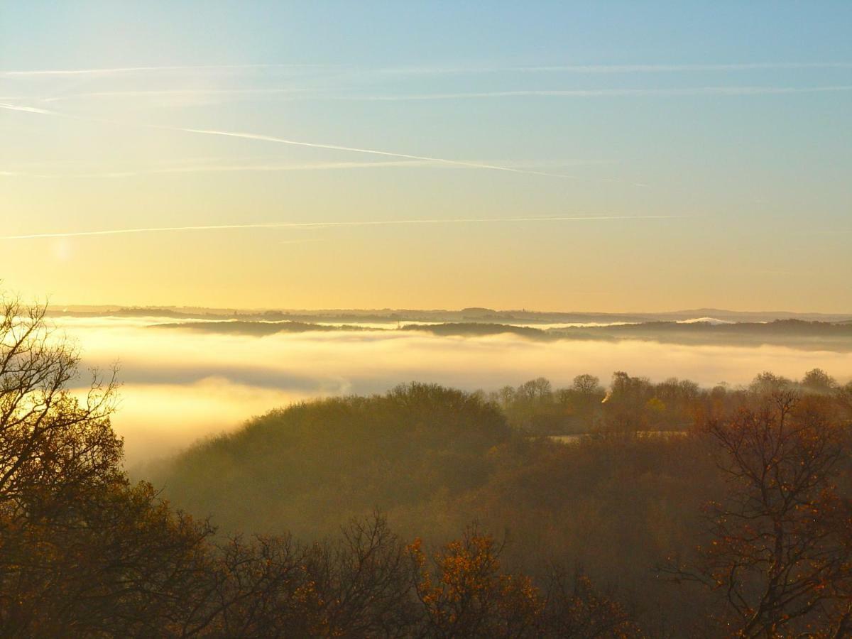 Travers de Pechméjà Lissac et Mouret Esterno foto