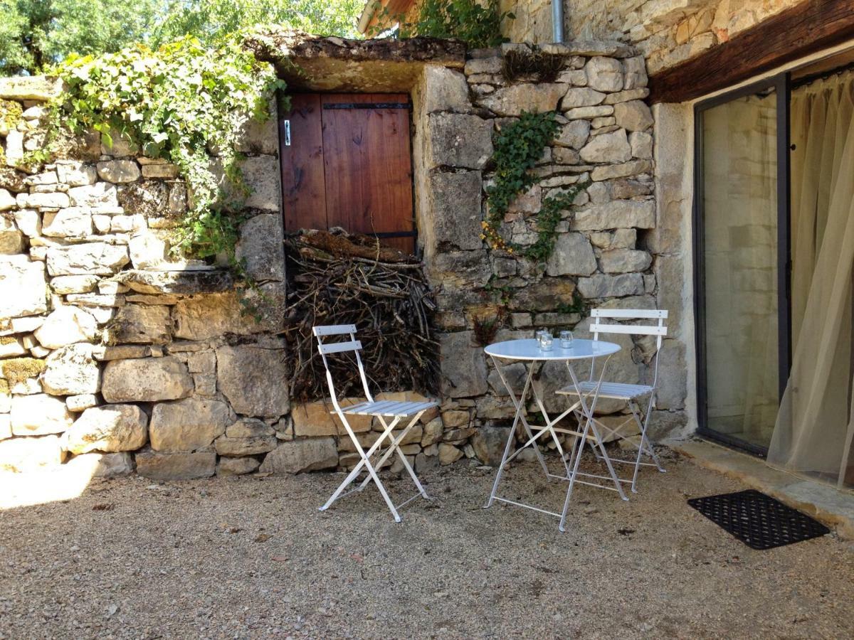 Travers de Pechméjà Lissac et Mouret Esterno foto